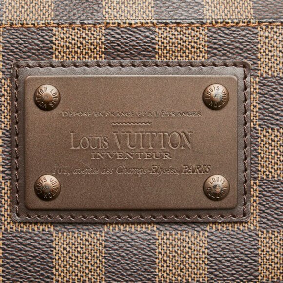 LOUIS VUITTON Brown Damier Leather Pochette Shoulder Bag - Picture 5 of 8